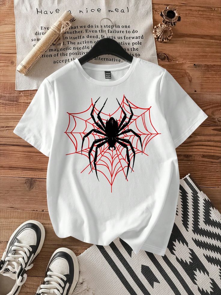 Spider Web Graphic T-Shirt for Women – Edgy Aesthetic Streetwear Tee