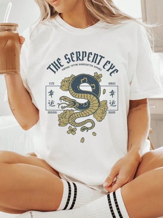 Serpent Eye Snake Graphic T-Shirt for Women – Vintage Tattoo Aesthetic Tee